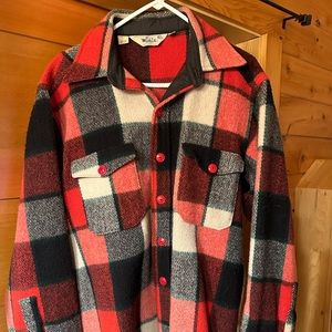 Vintage 1960s Woolrich Heavyweight Shacket Red Black Buffalo Plaid XL 100% Wool